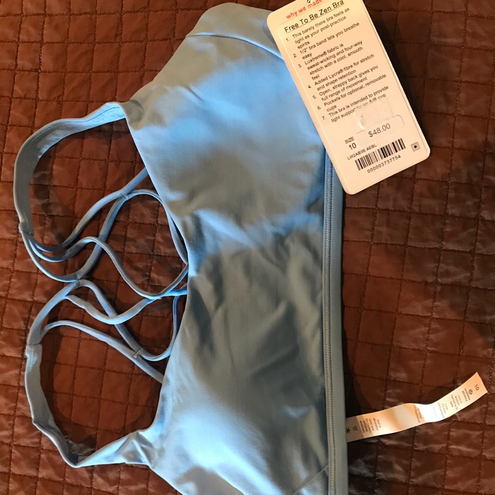 Lululemon Free to be Zen bra